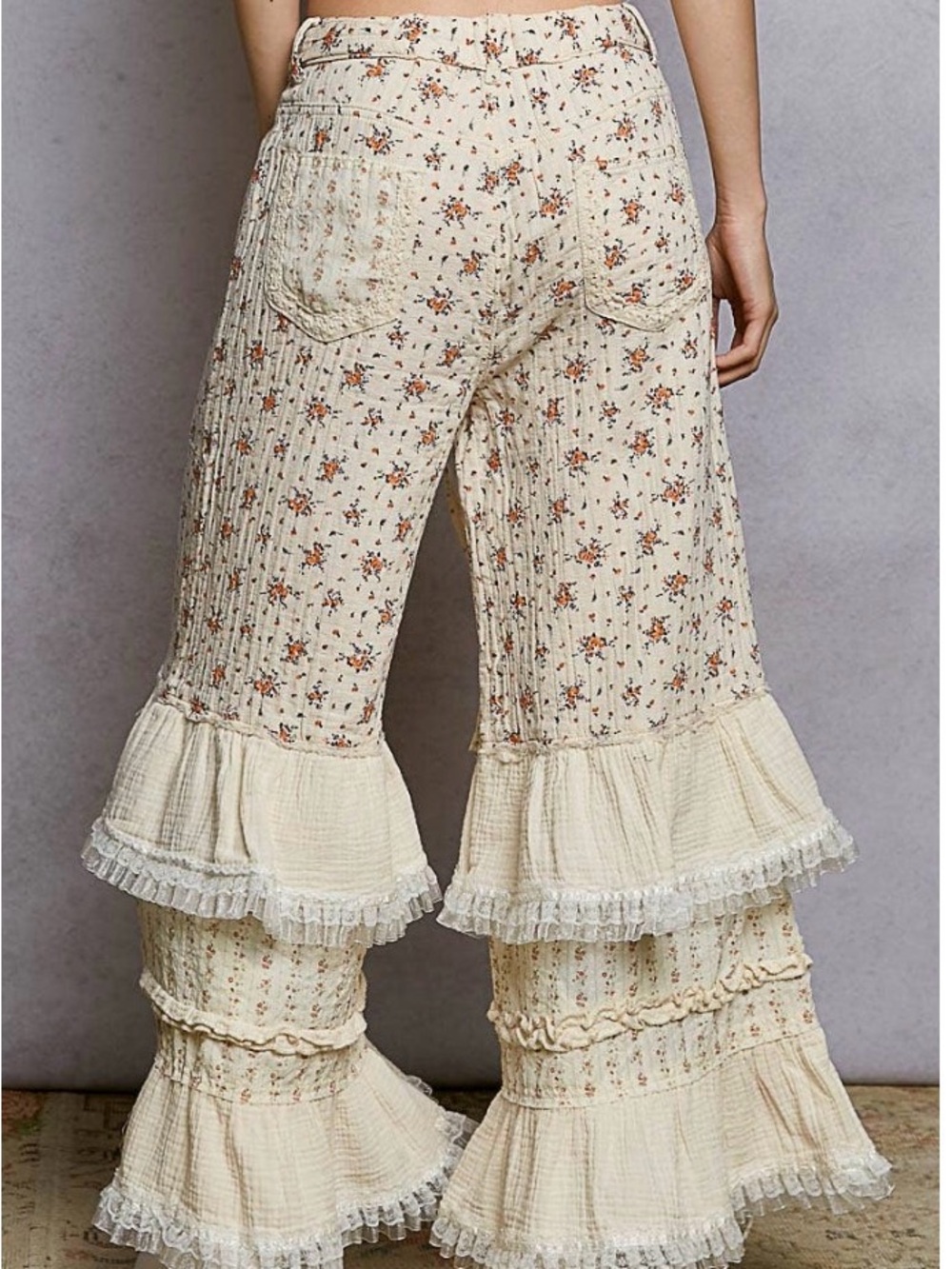 POL Cream Floral Tiered pants with Ruffle Hem - Picture 8 of 9